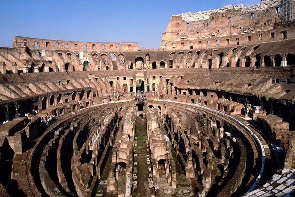 What you can see in the Colosseum inside