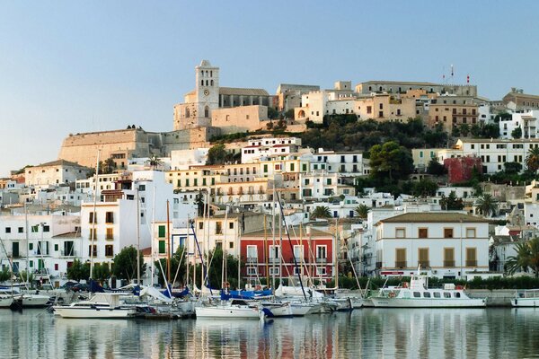 Isla española de Ibiza verano