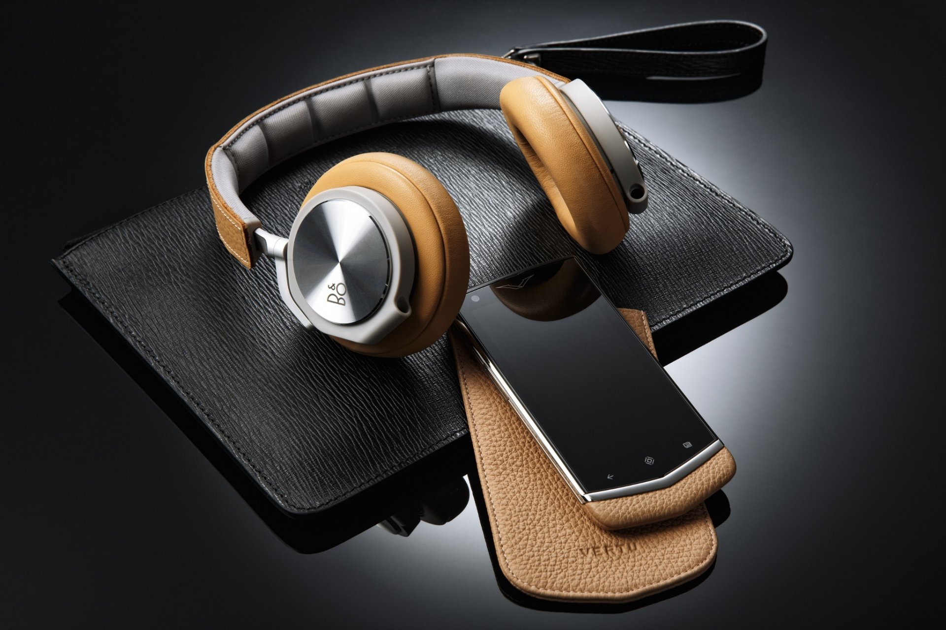 bang & olufsen explosión y olufsen beoplay h6 auriculares vertu teléfono smartphone caso