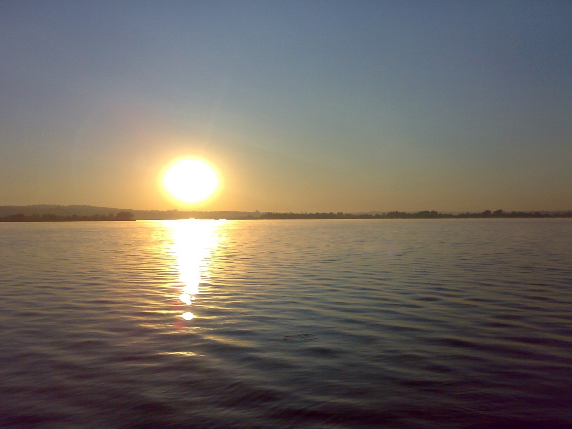 reflexión del agua puesta de sol brisa agua cielo sol