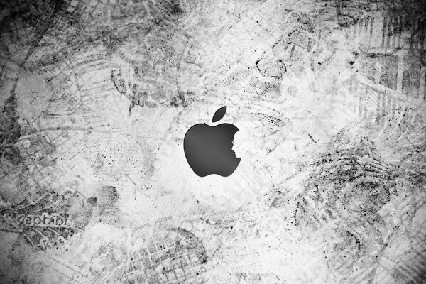 Logo iPhone a na tle ściany