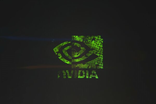 Fond d écran noir avec logo vert Nvidia