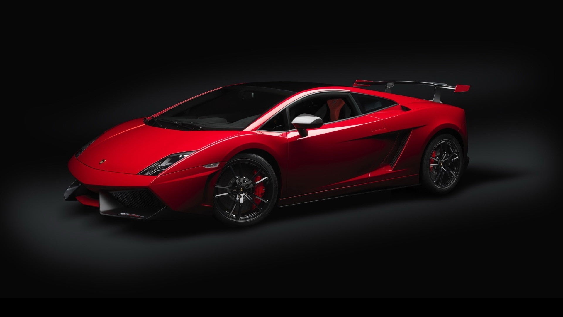 samochód sportowy lamborghini czerwony