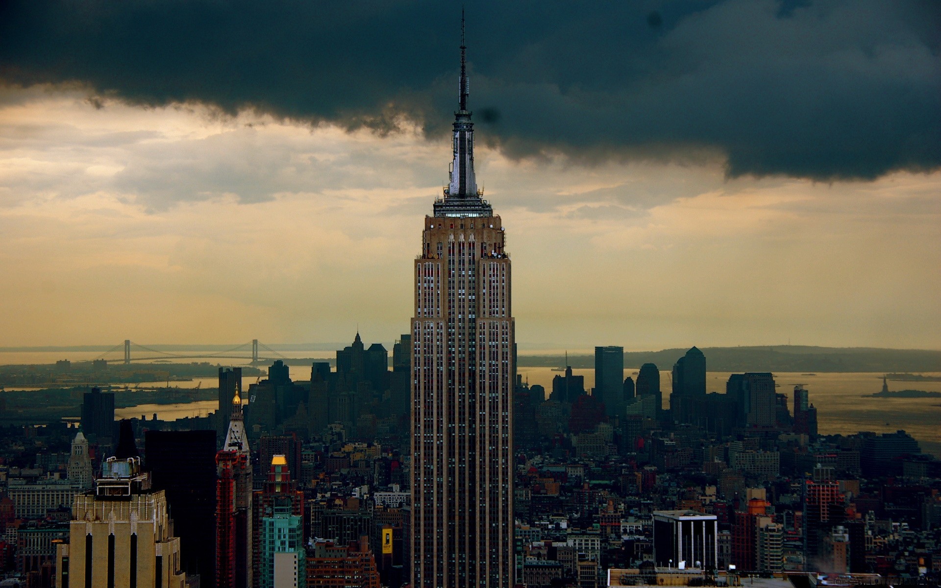 america tower empaer steyd building