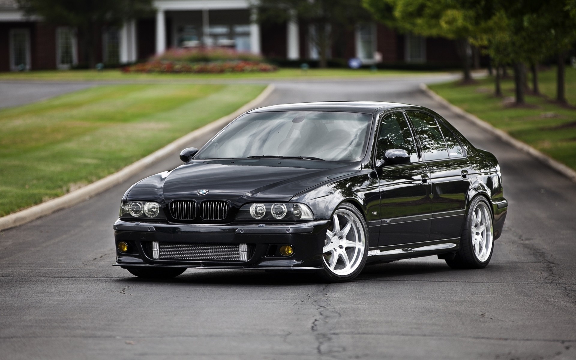 m5 porobrik e39 bmw black road turf