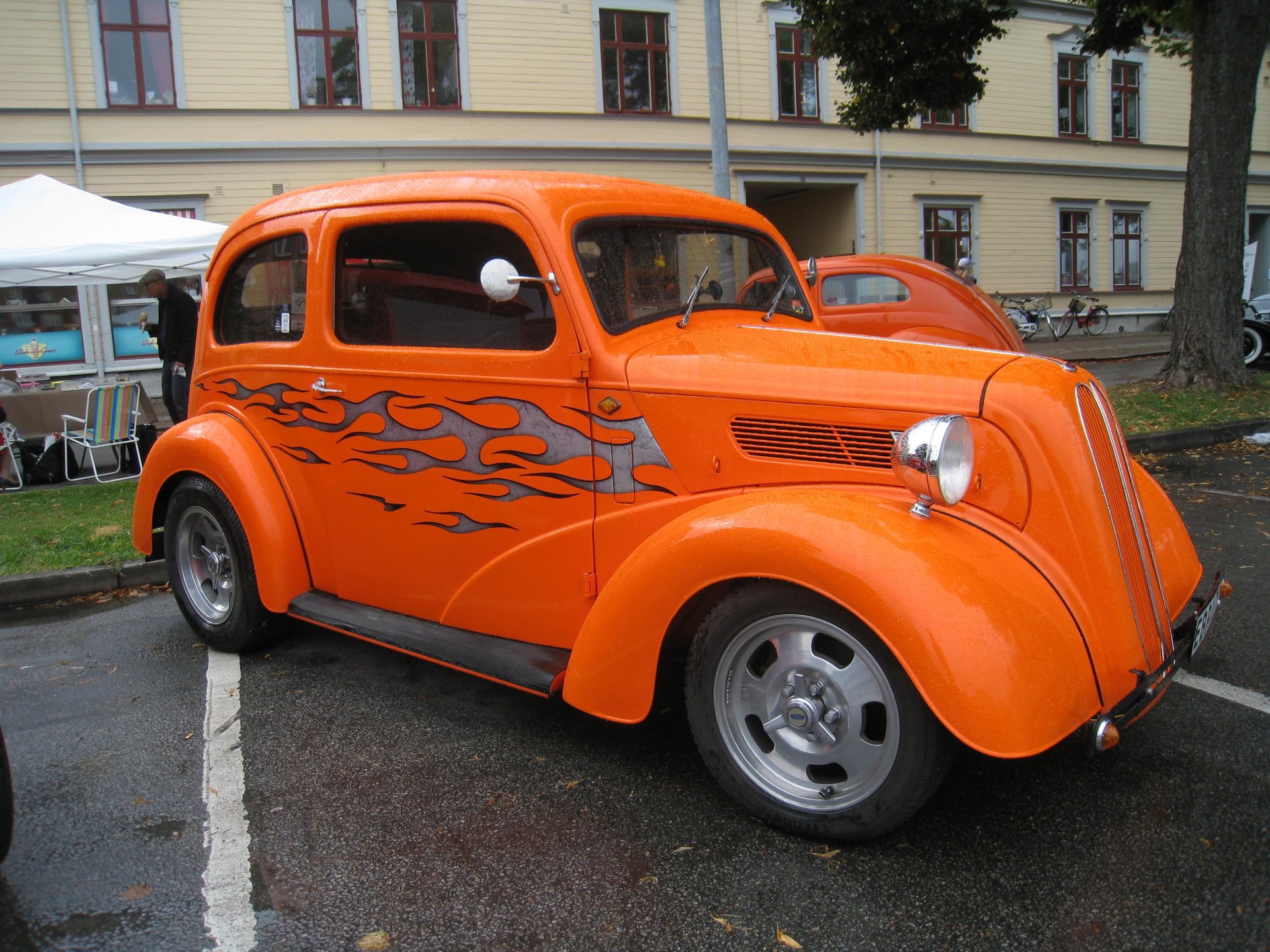 pomarańczowy namiot ulica samochód dom miasto hot rod