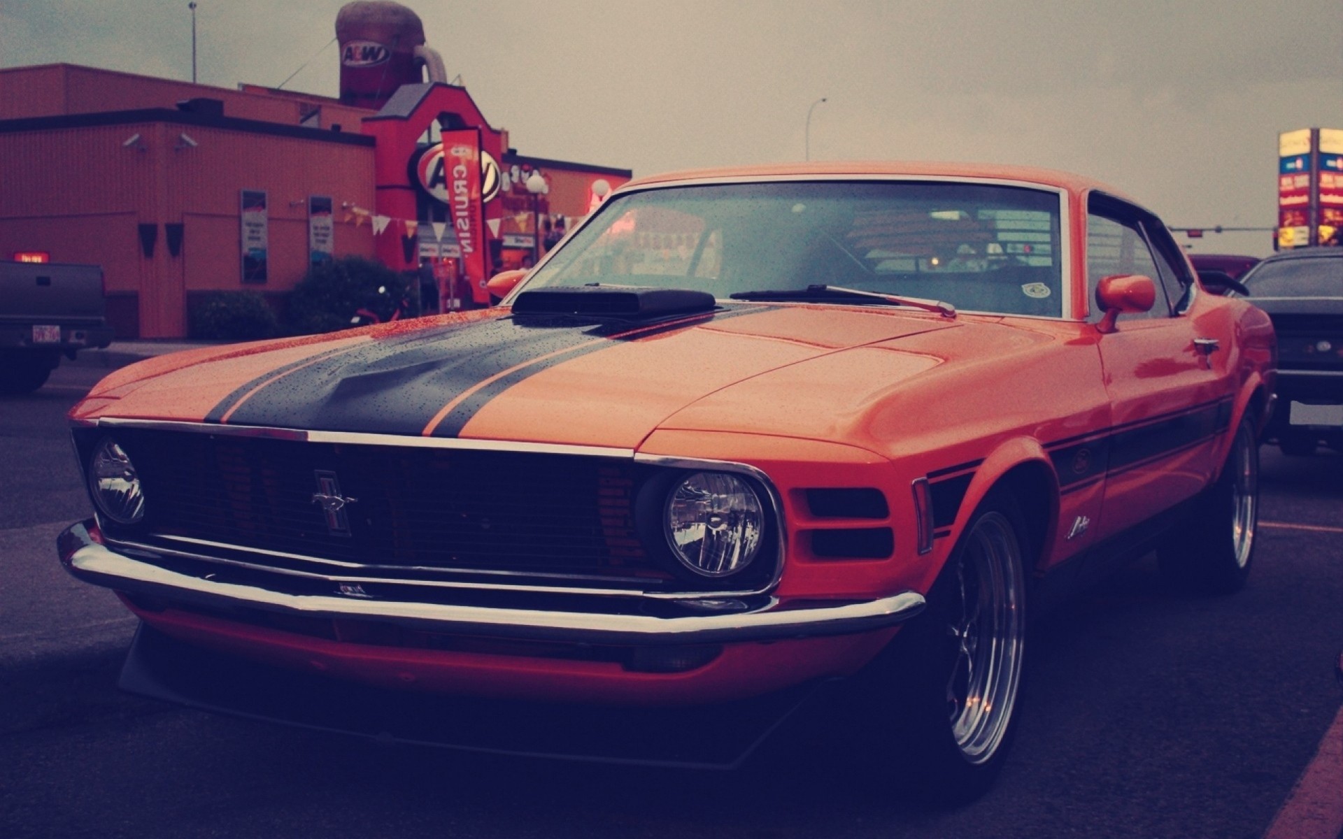 auto ford mustang boss 302 rosso