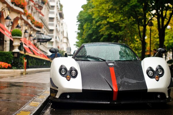 Dorgoy voiture de sport peinte à l origine