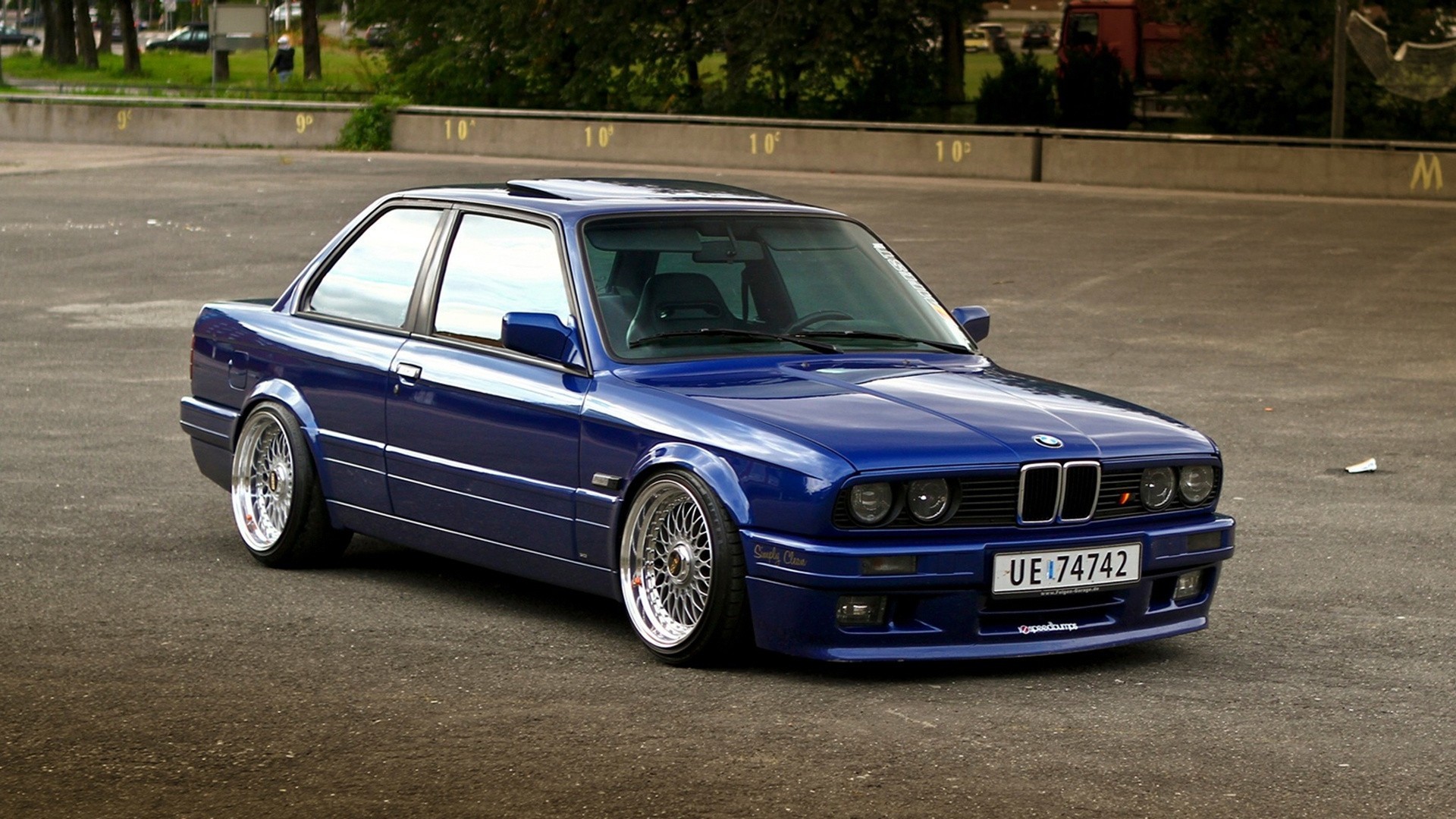 bmw bleu