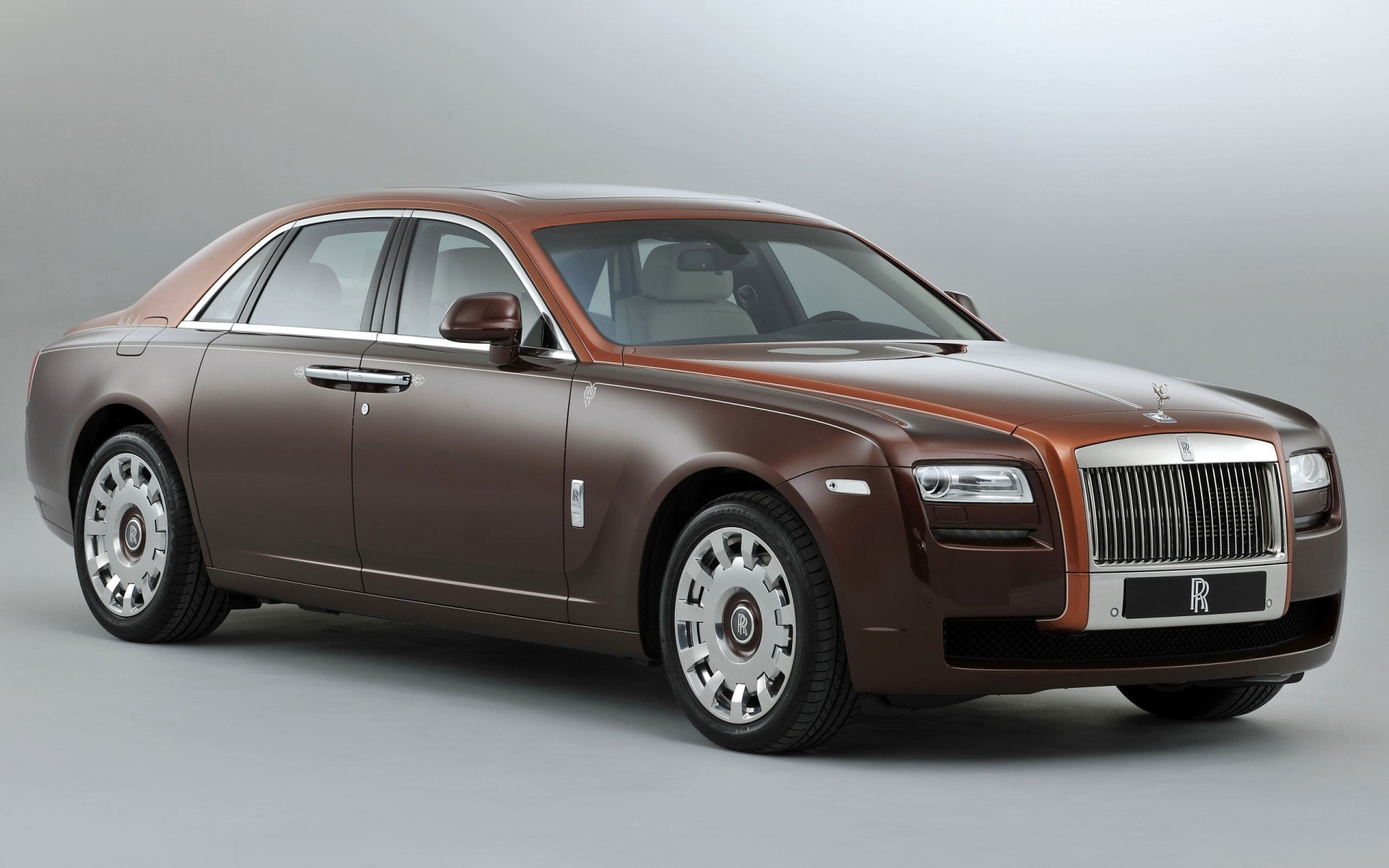 2013 rolls-royce nights ghost