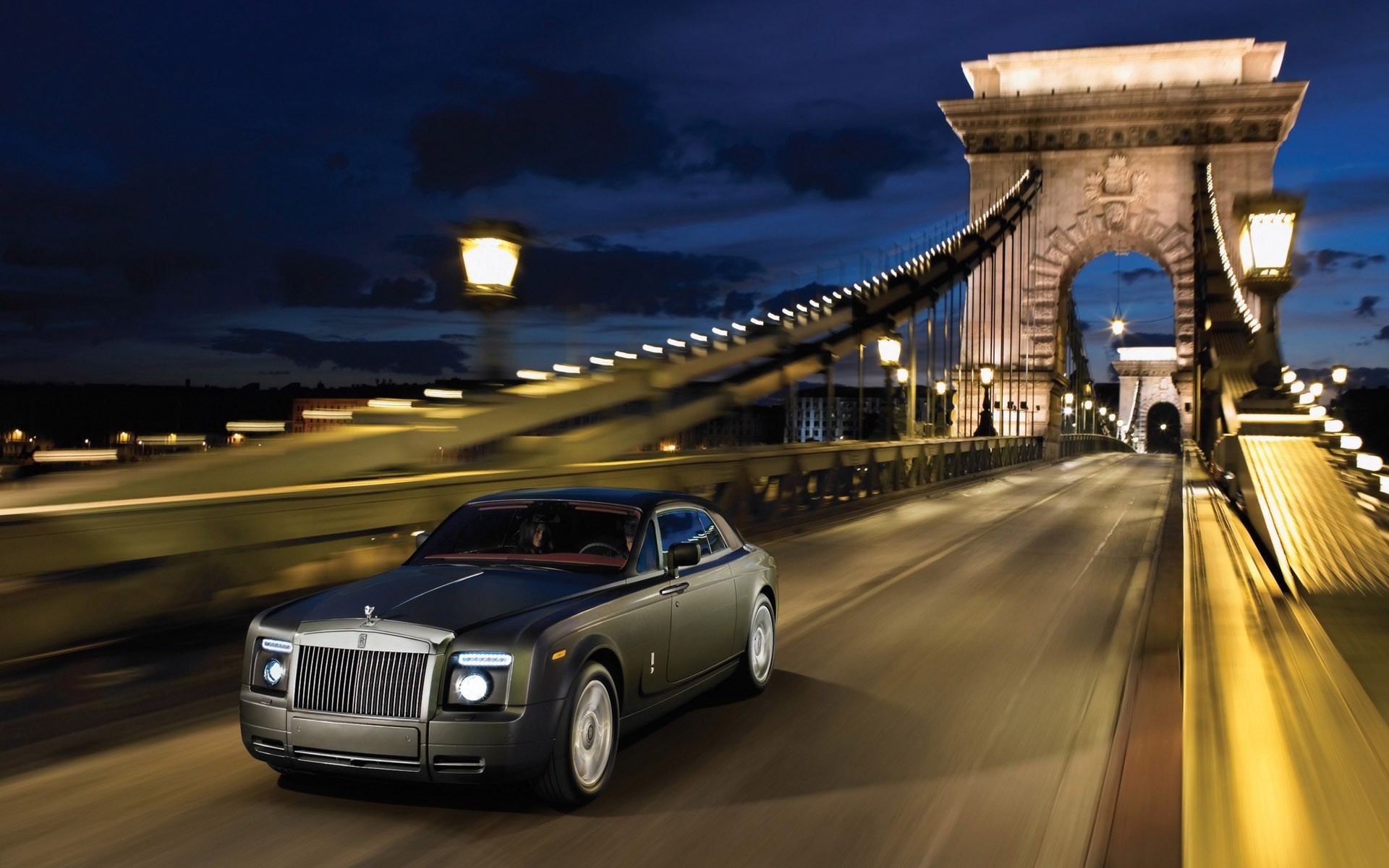 puente fresco divertido rolls-royce coche