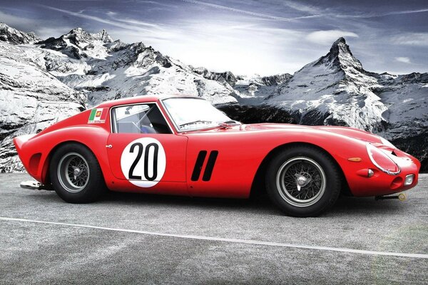 Rouge voiture ferrari 250 GTO fun ride dans les montagnes