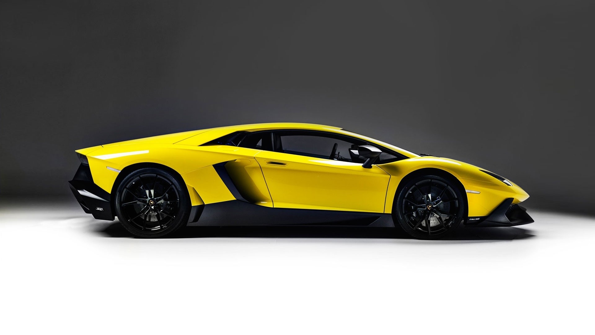 yellow vehicles lamborghini aventador 2014