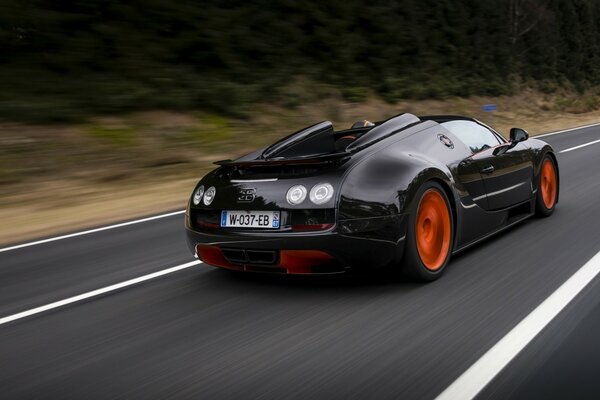 La Bugatti rétro-éclairé la plus cool sur les disques