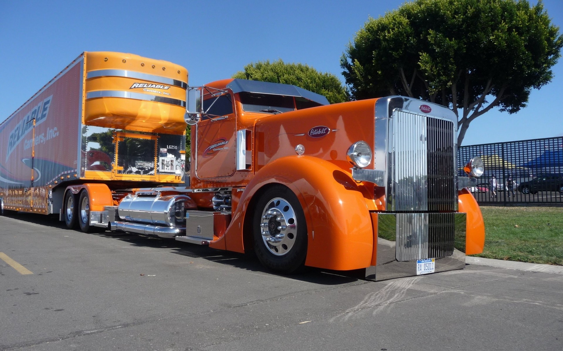 naranja camión casco big rig peterbilt orden cabina