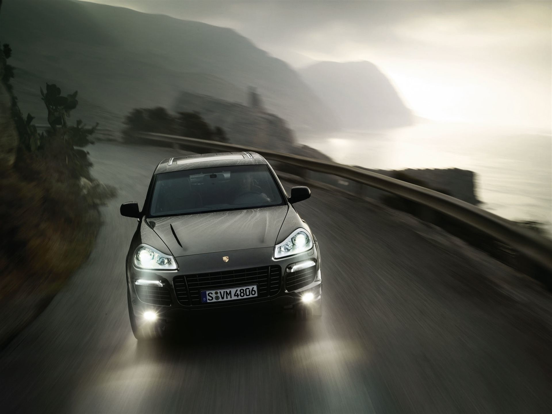 porsche cayenne en mouvement