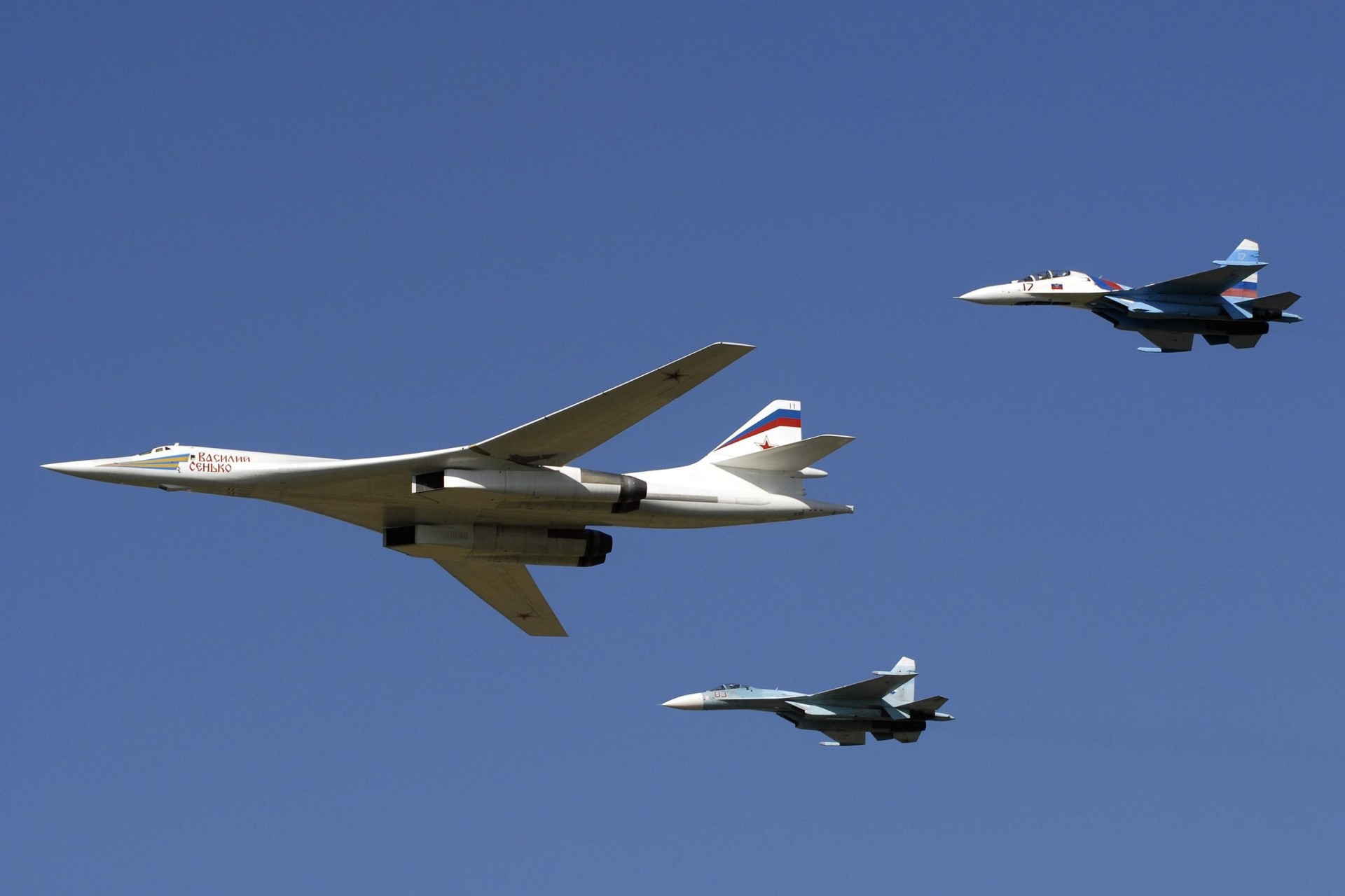 tu 160 cigno bianco su-27 su-30