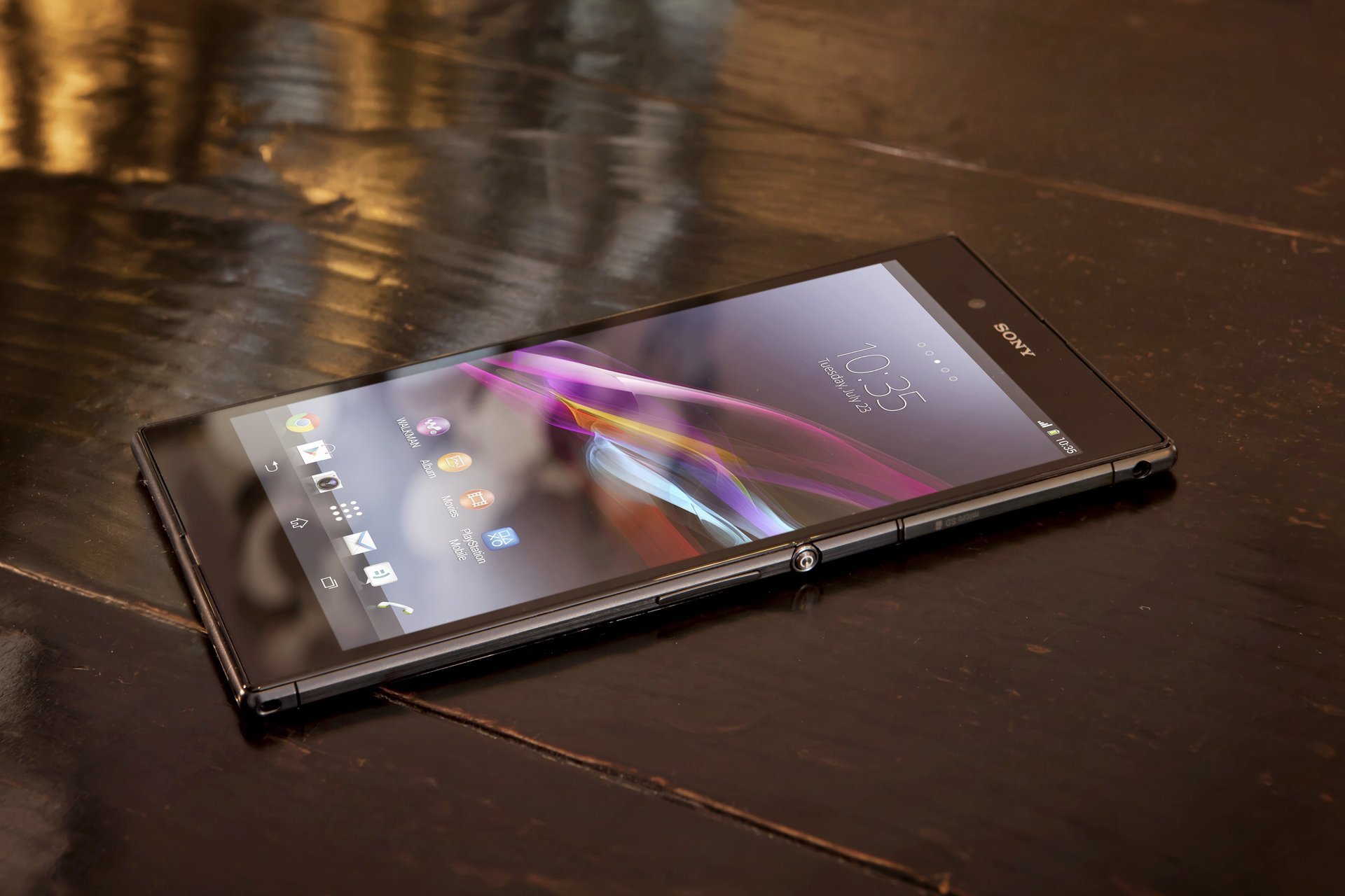 ony online dal cellulare xperia z ultra tavolo triluminos smartphone