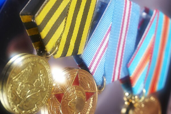 Медали на праздник 9 мая