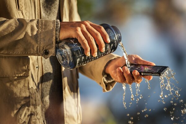 Teléfono inteligente a prueba de agua Sony Ixperia