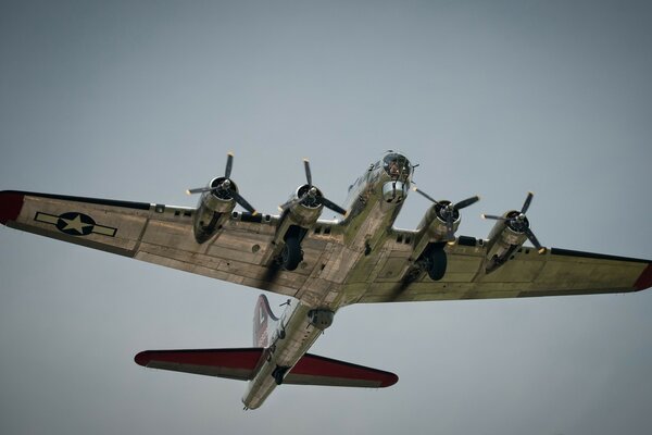 An old bomber in a gray sky