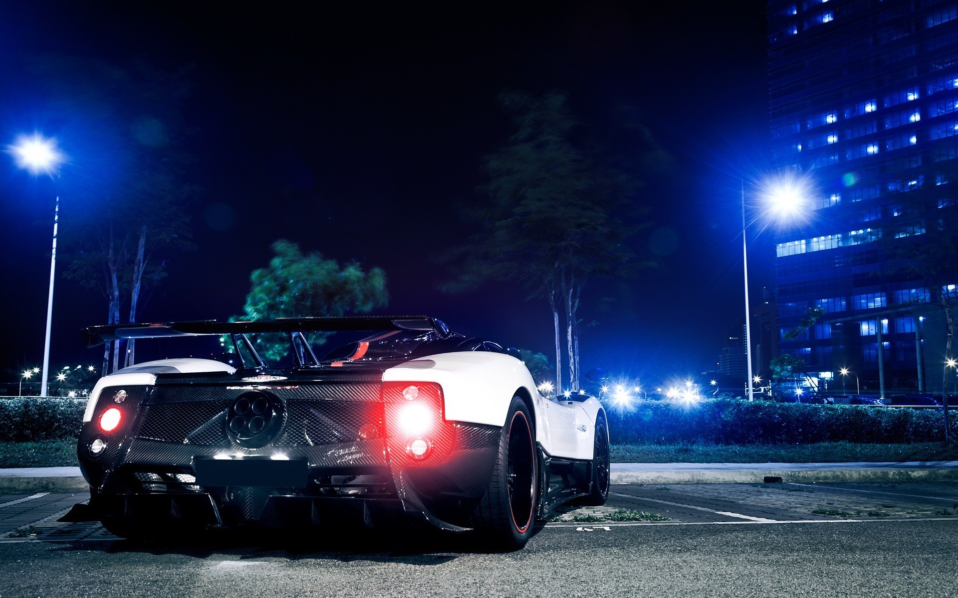 światła cinque pagani noc zonda miasto tył singapur