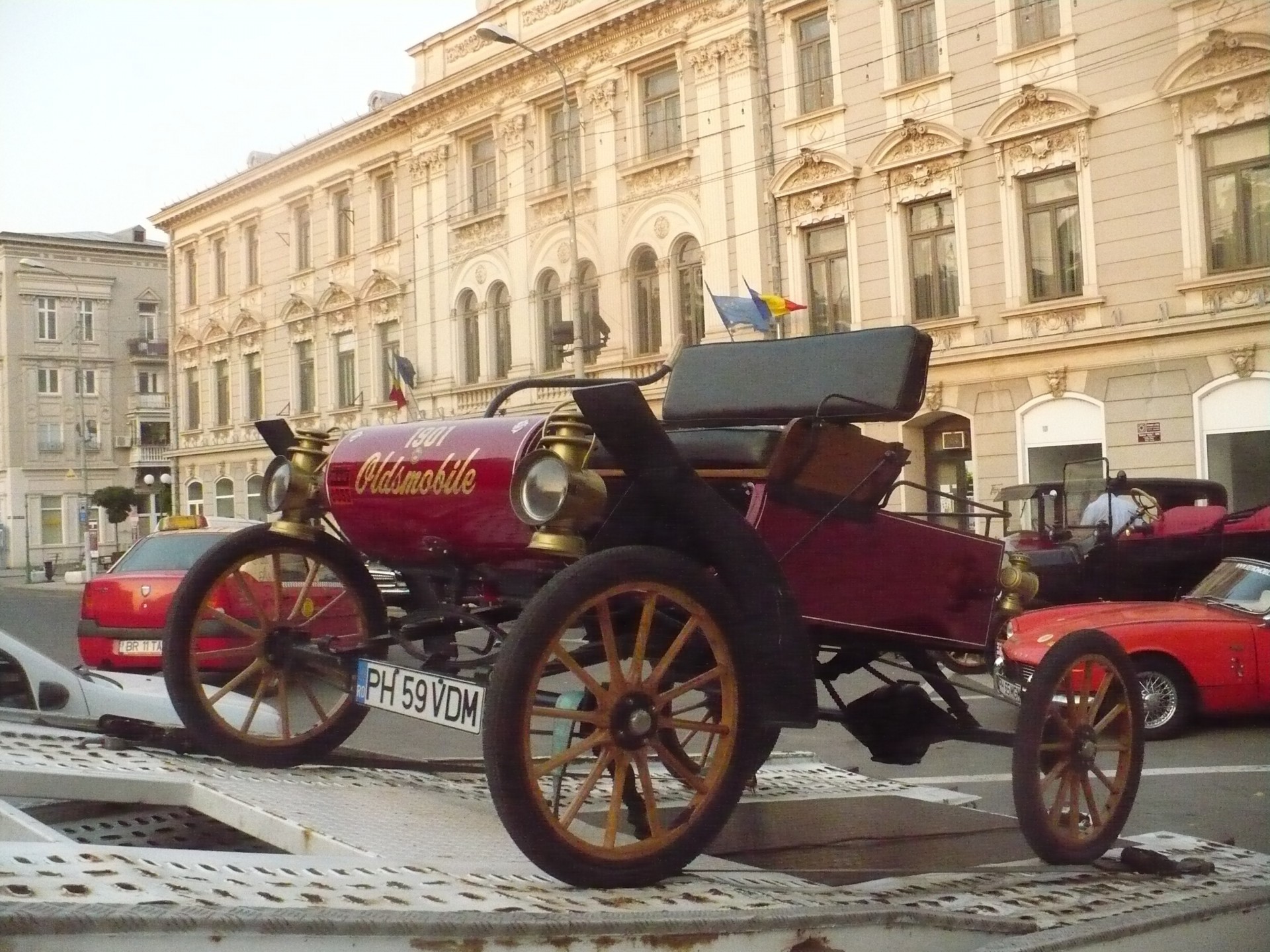 vieux rouge vintage voiture