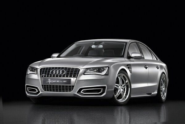 Virtuelles Tuning Audi a8 in grauer Farbe
