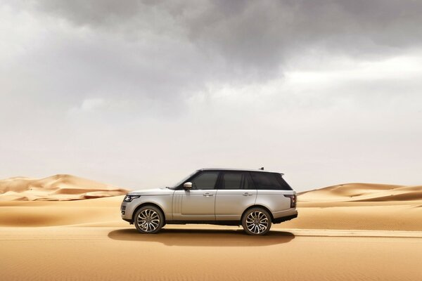 A beautiful car conquers the desert