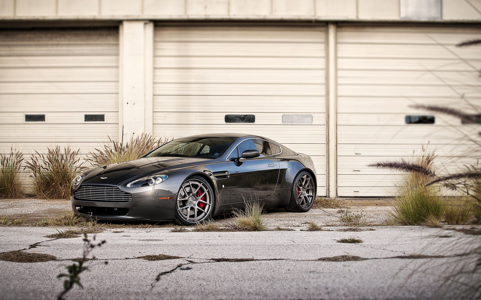 voiture voiture de sport noir cher coupé aston martin