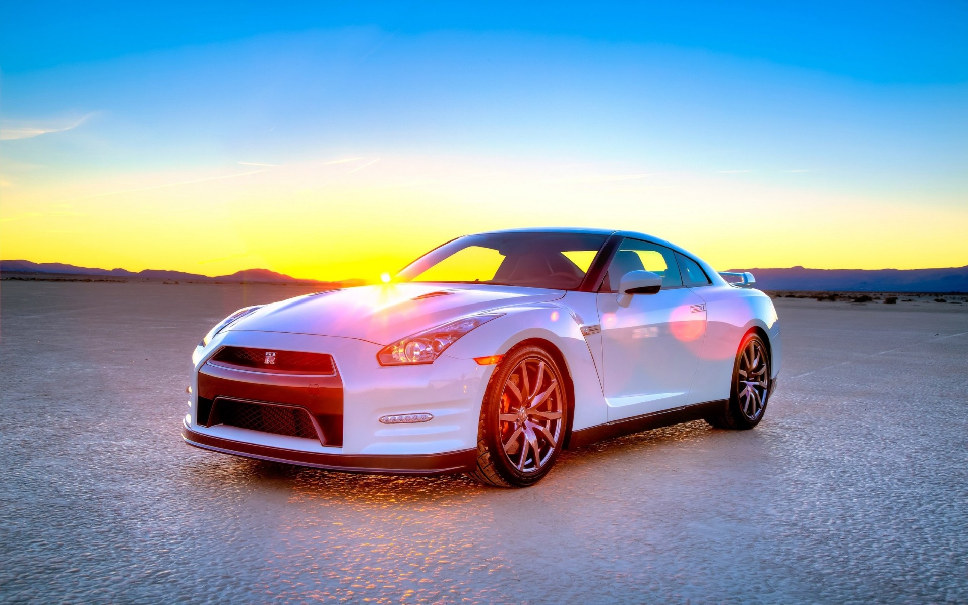 cielo tramonto nissan gt-r