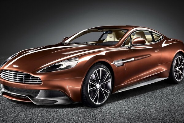 Superdeportivo Vancouver Aston Martin rojo