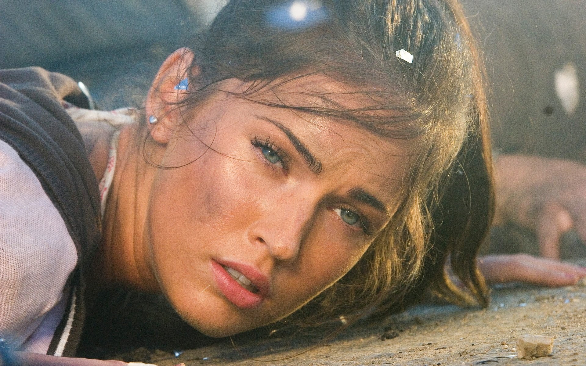 megan fox splitter shots transformers