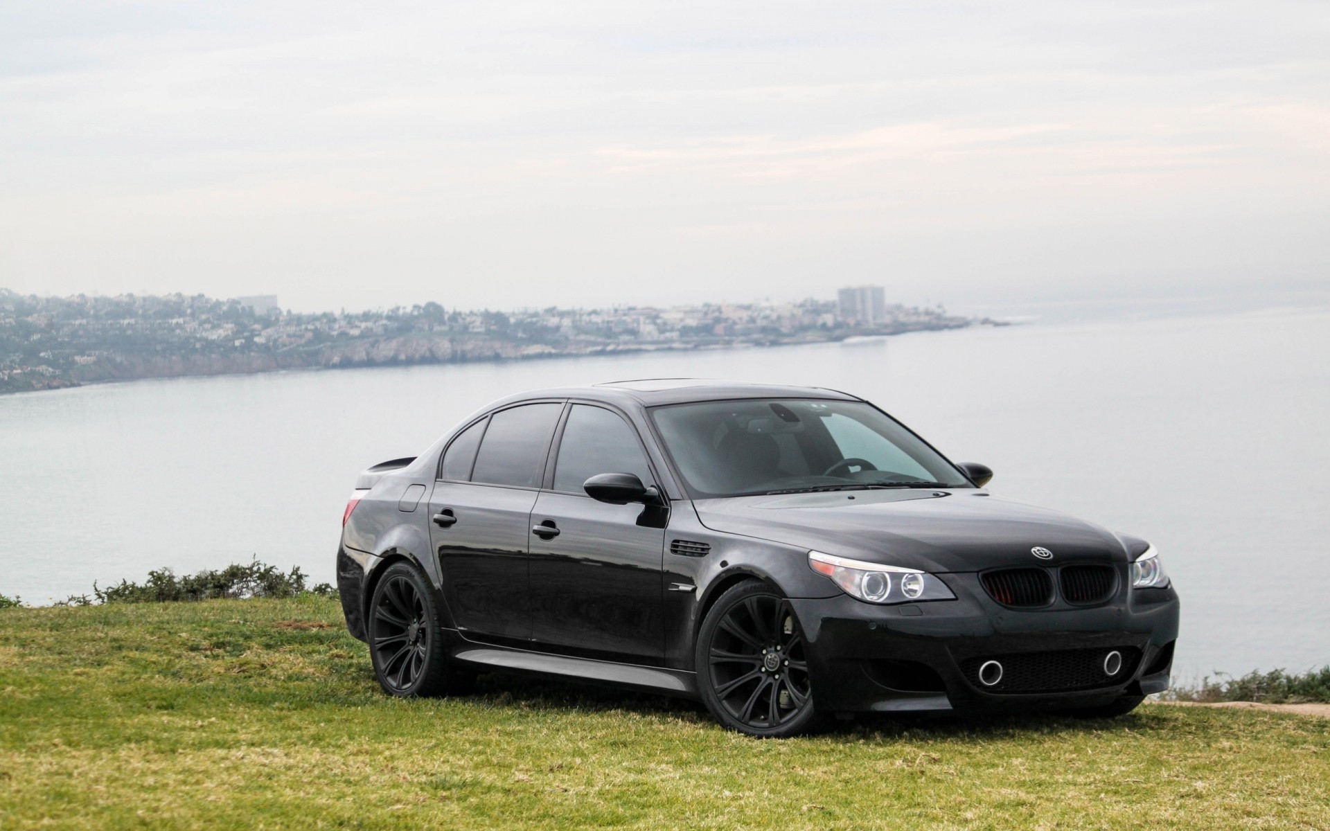 m5 sport sedan bmw black sky sea turf e60