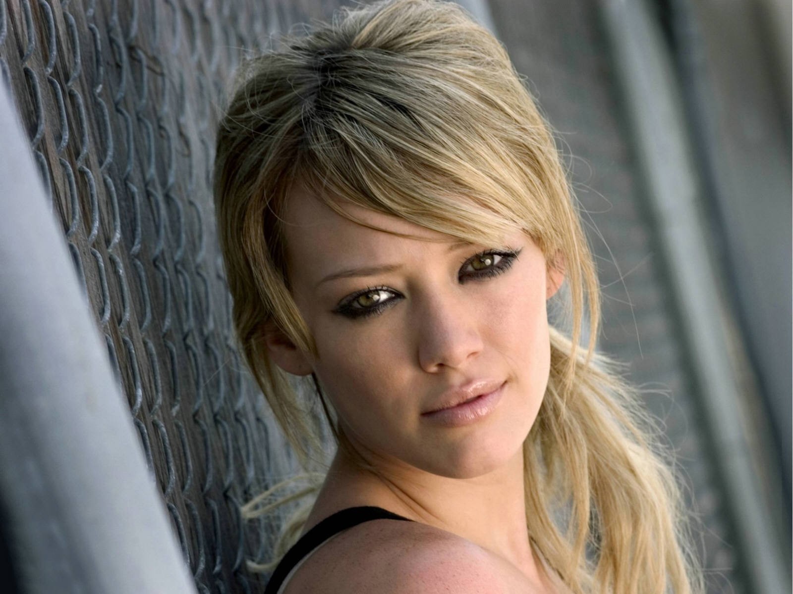 hilary duff fille regard