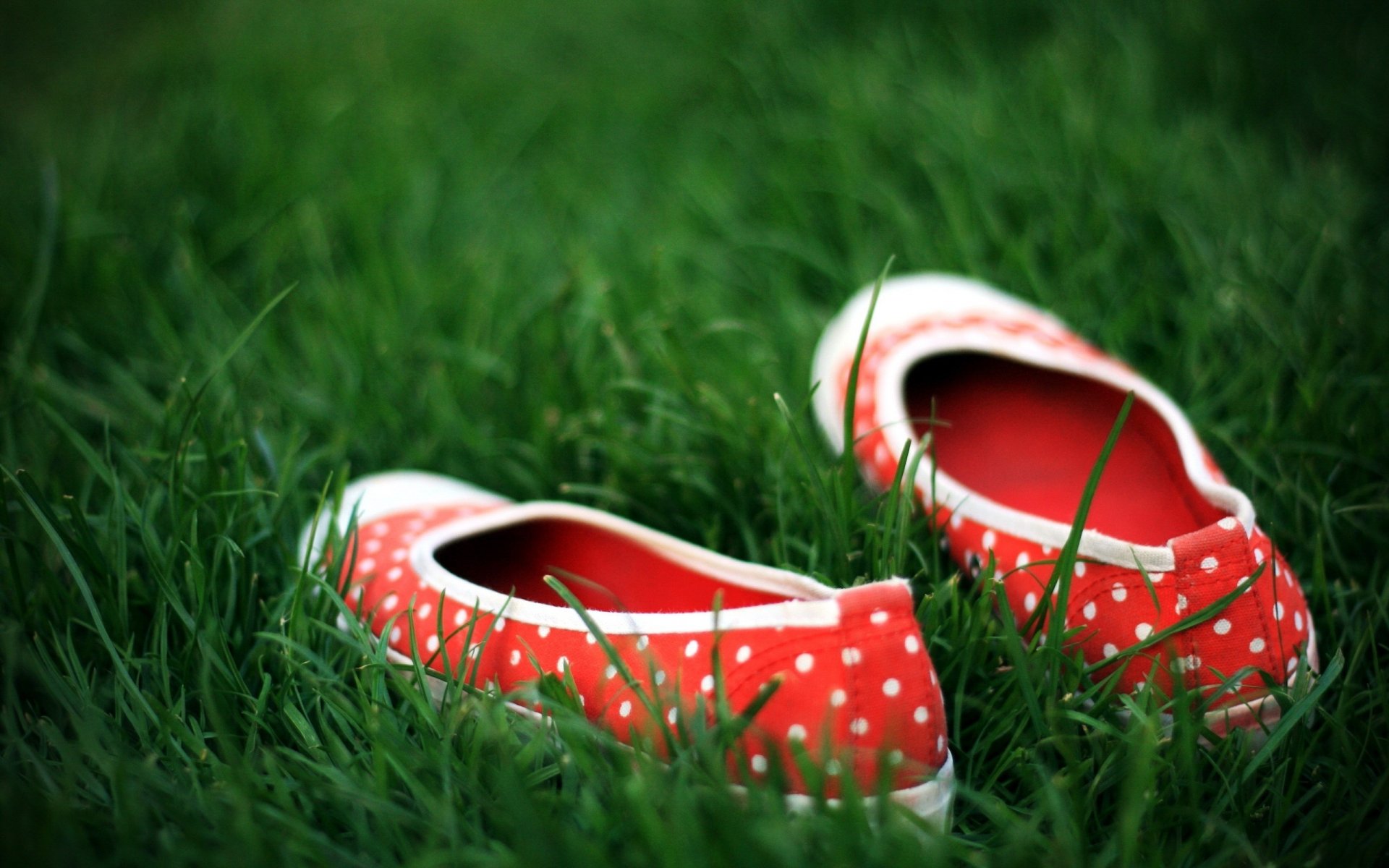 ballet flats green grass red