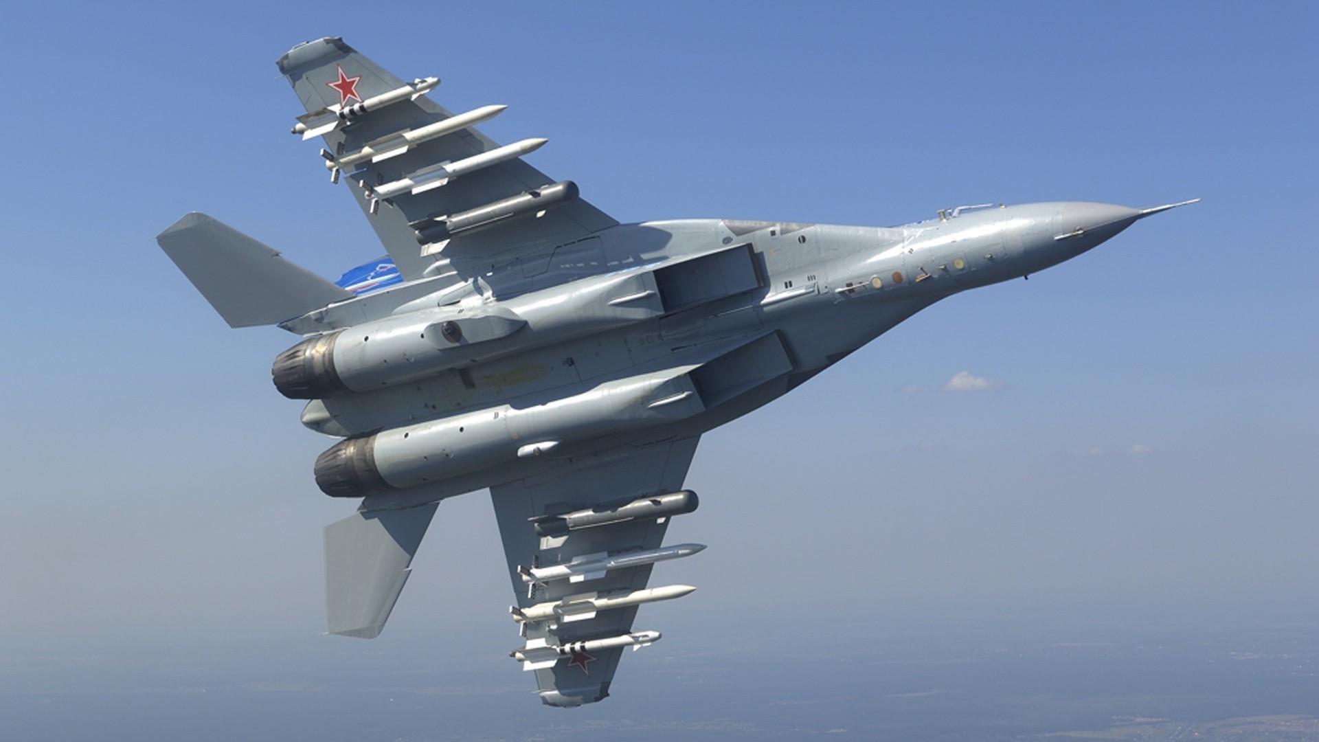 himmel grau flugzeug mig-35