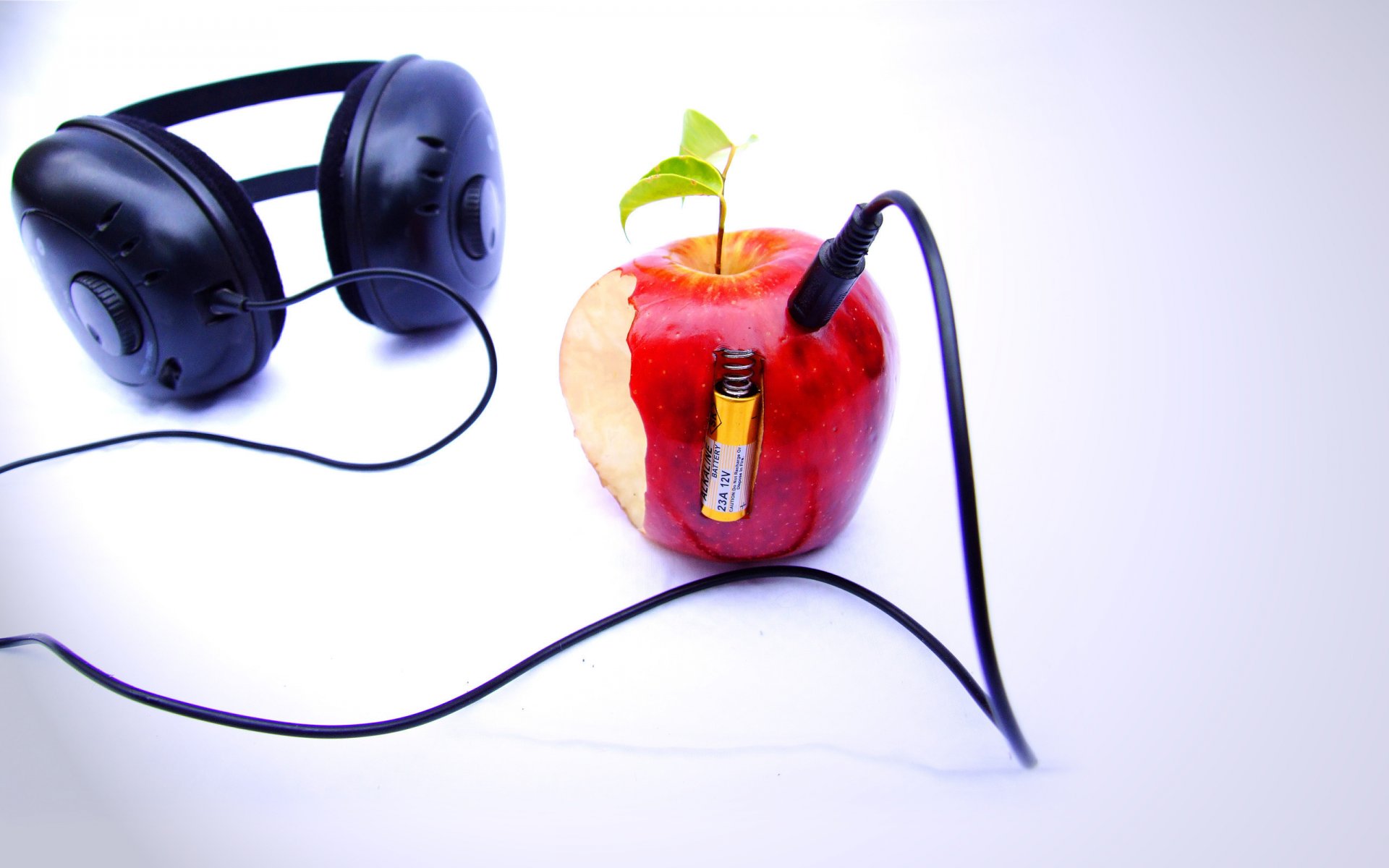 red apple headphones battery