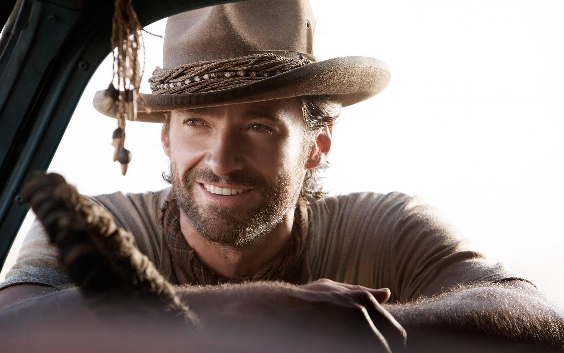 hugh jackman sombrero de vaquero sonrisa retrato actores de cine mirada guapo sin afeitar ojos cara