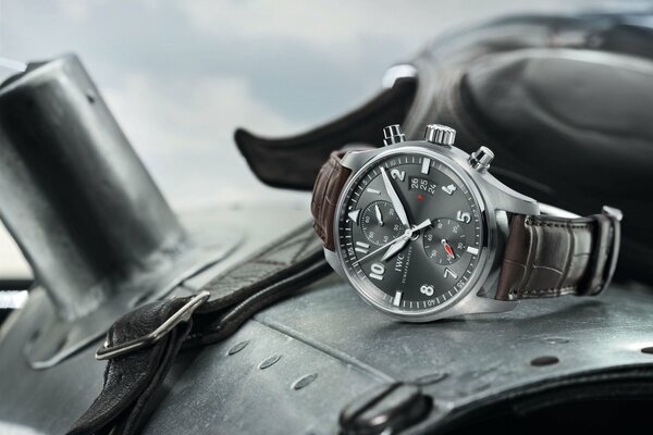 L horloge Chronograph se trouve sur le revêtement de l avion