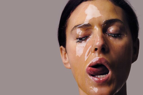 The face under the water, the beautiful Monica Bellucci