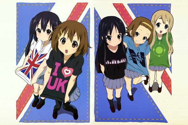 Gruppo di ragazze dei cartoni animati in diverse t-shirt