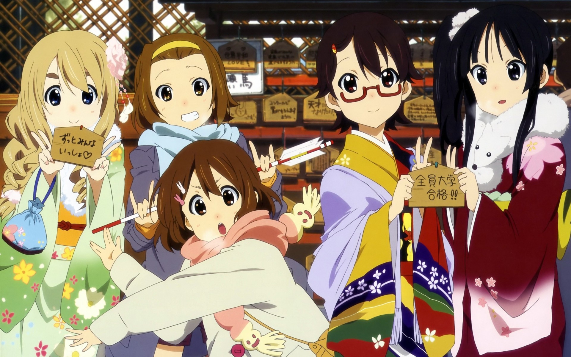 blue eyes short hair brown eyes the group blonde hair kotobuki tsumugi black hair long hair red eyes scarf japanese clothes kimono sunglasses black eyes tail brown hair