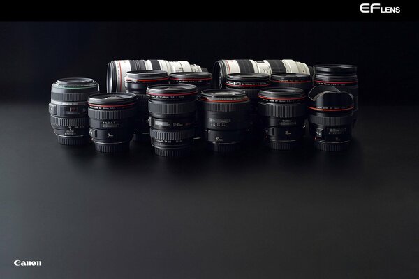 Image of Canon lenses and lenses on a black background