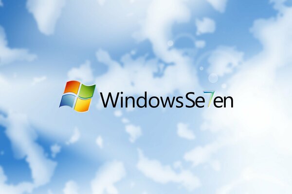 Minimalistisches windows7-Logo auf einem Hintergrund mit Himmel und Wolken