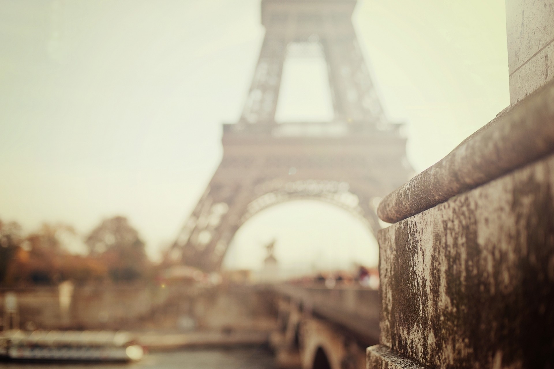 bokeh enfoque torre eiffel parís desenfoque ciudad