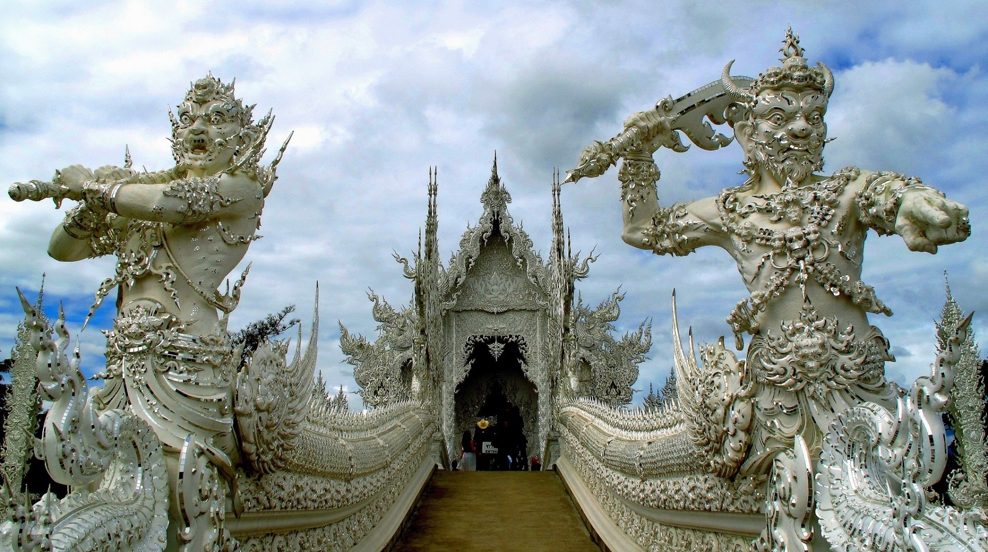 templo puente tailandia