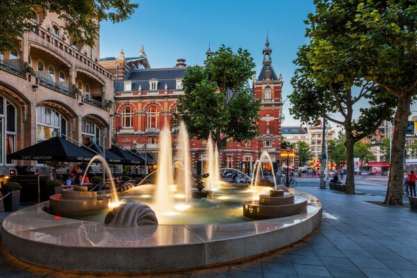 Fontaine lumineuse à Amsterdam