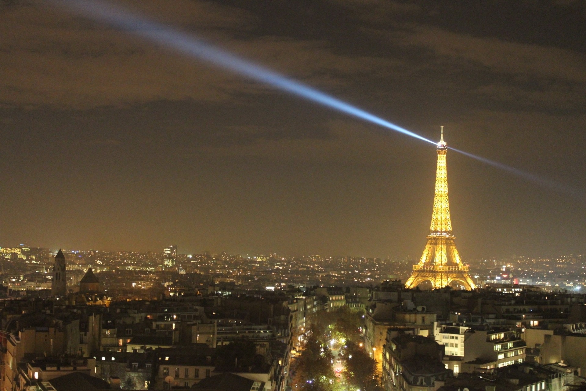 frankreich paris eiffelturm nacht stadtlichter