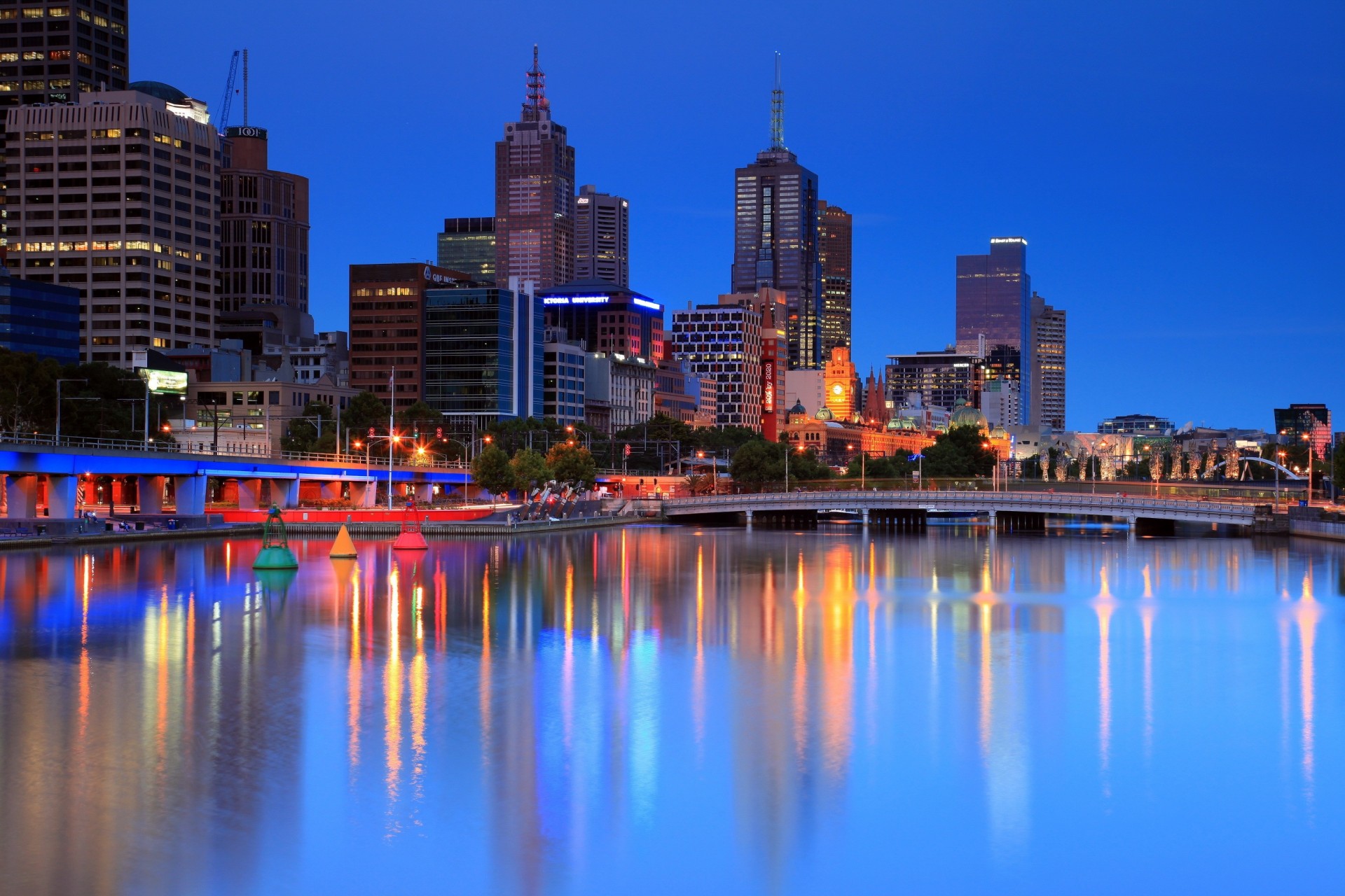 brücke bäume melbourne nacht bäume. australien stadt häuser